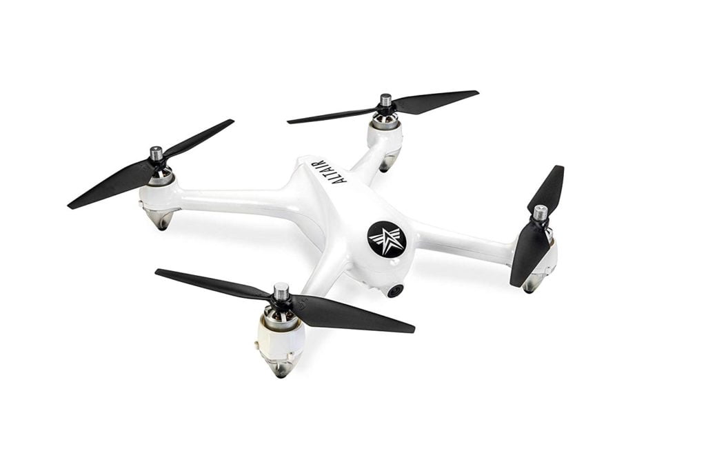 Drone blanco y negro sobre fondo blanco