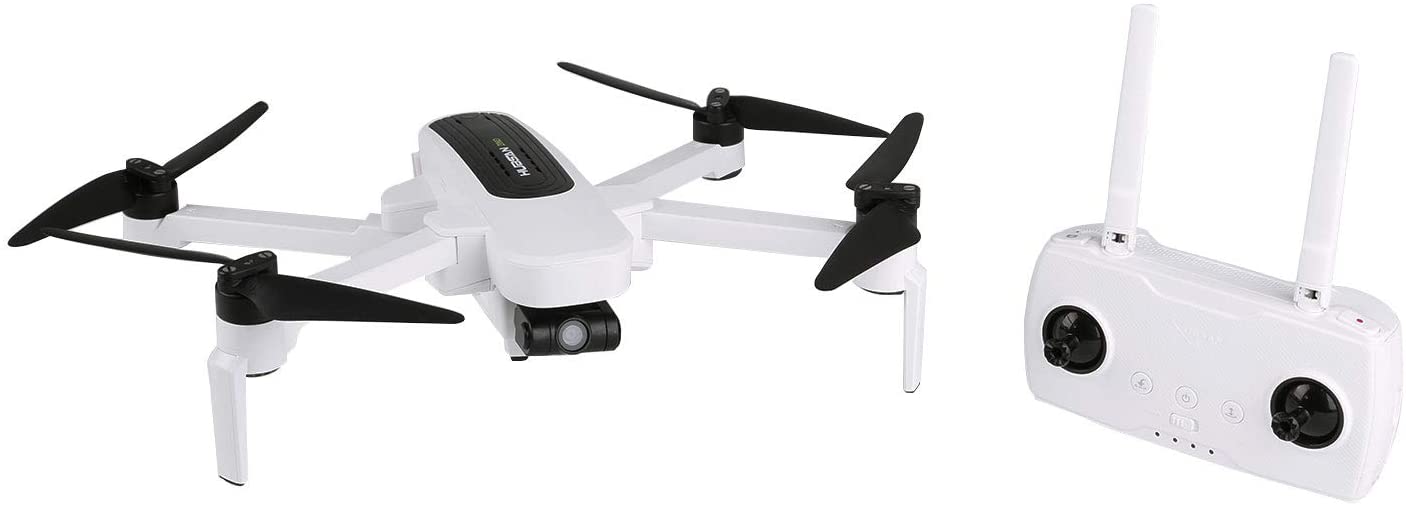 drone y control blancos sobre fondo blanco
